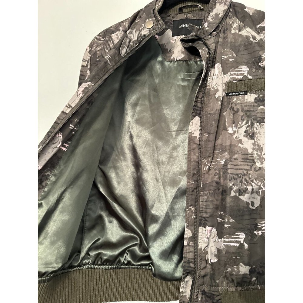 MEMBER'S‎ ONLY Jacket Satin Camo Pink Army Green Racer Bomber Boyfriend Size 10 - Picture 11 of 13